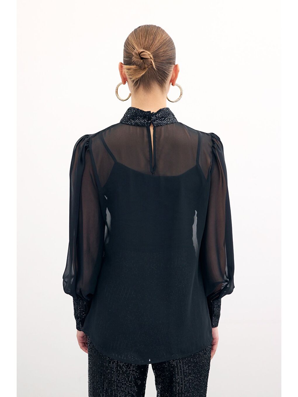 Payet Detaylı Bluz - Siyah-7