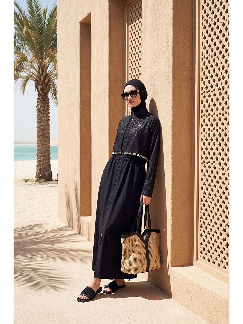 Vaha Koleksiyonu Dokulu Kumaş Siyah Tam Boy 5 Parça Tam Tesettür Mayo Takımı 5084