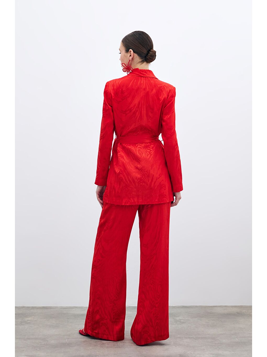 Kuşaklı Desenli Uzun Ceket - Kırmızı-4