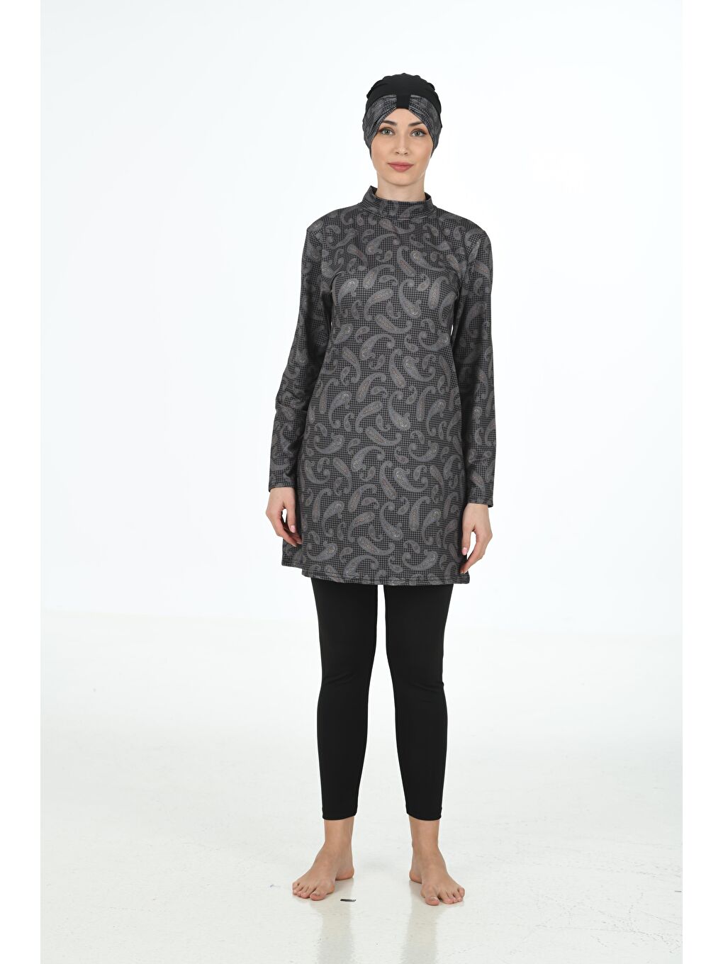 Siyah Tam Kapalı Elastanlı Tesettür Mayo 3321-1