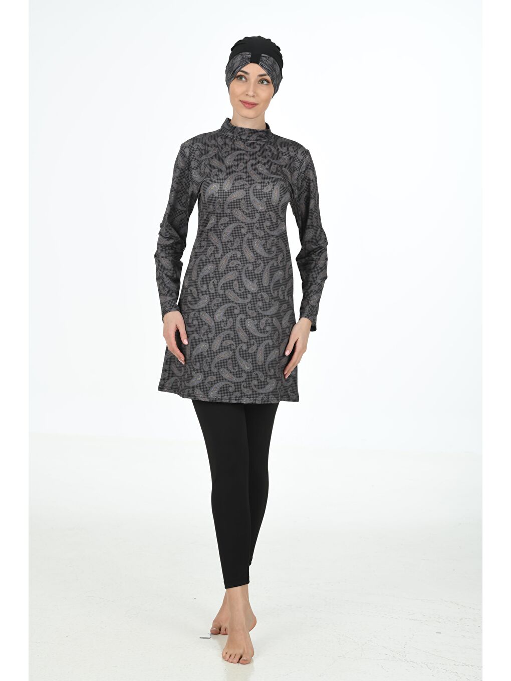 Siyah Tam Kapalı Elastanlı Tesettür Mayo 3321-2