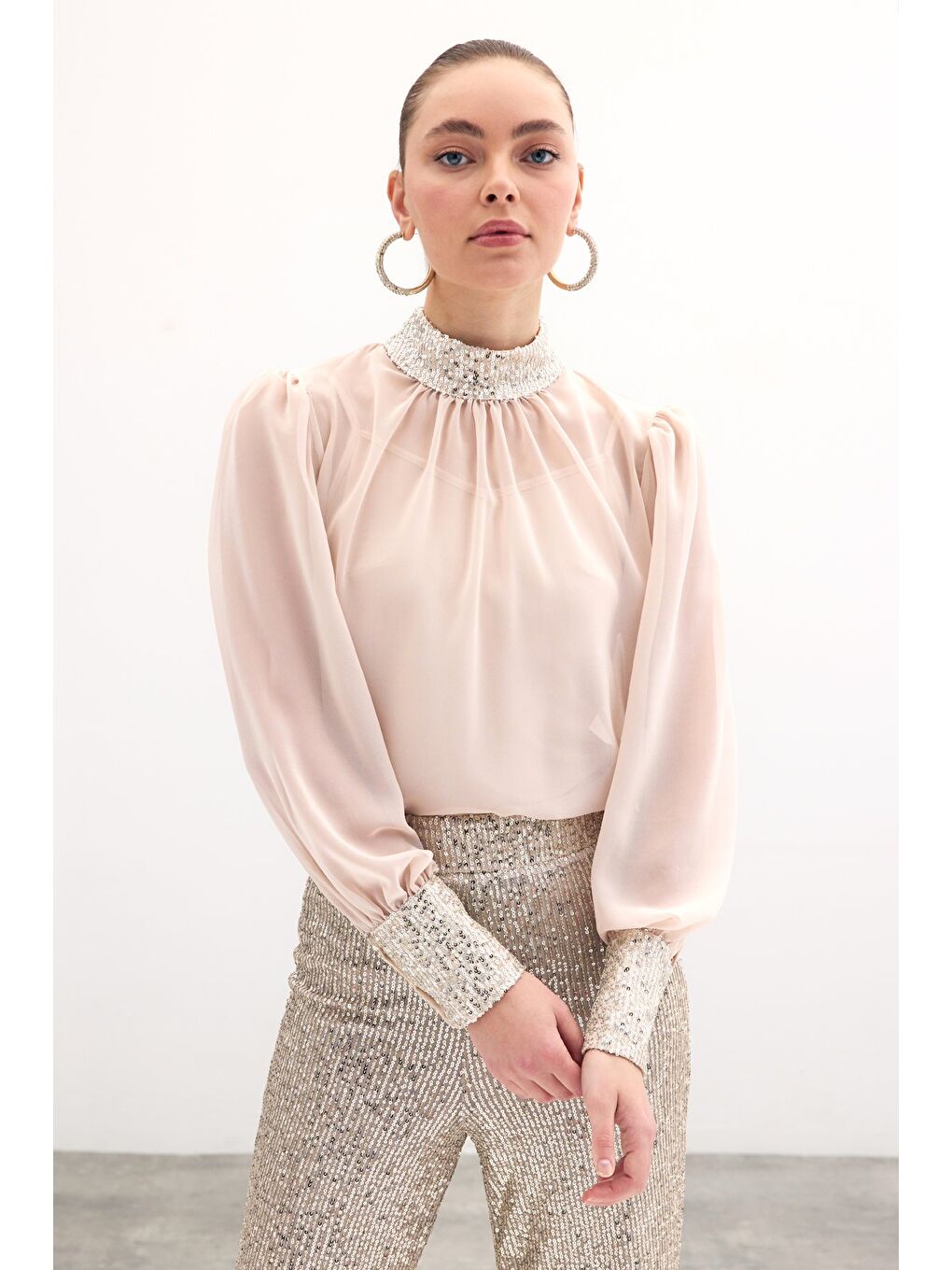 Payet Detaylı Bluz - Bej-1