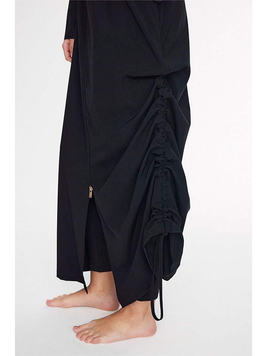 Vaha Koleksiyonu Dokulu Kumaş Siyah Tam Boy 5 Parça Tam Tesettür Mayo Takımı 5084-5