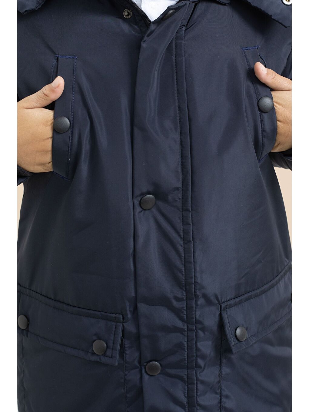 Lacivert İçi Kürklü Çıtçıtlı Cepli Uzun Kesim Erkek Çocuk Kapüşonlu Şişme Mont 21446-4