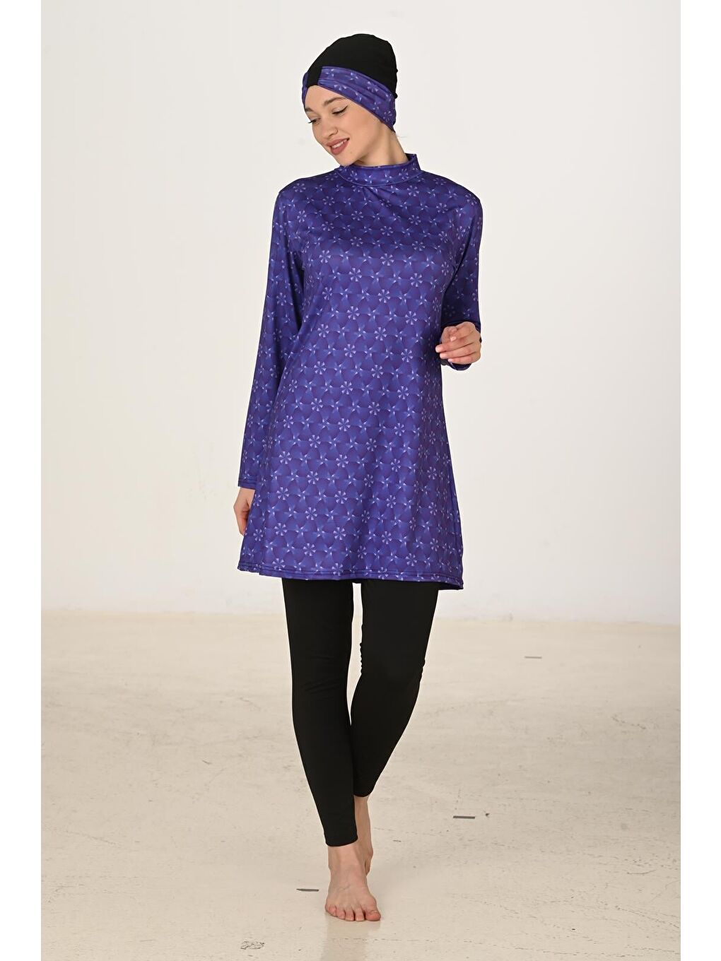 Siyah Tam Kapalı Elastanlı Tesettür Mayo 3409-1