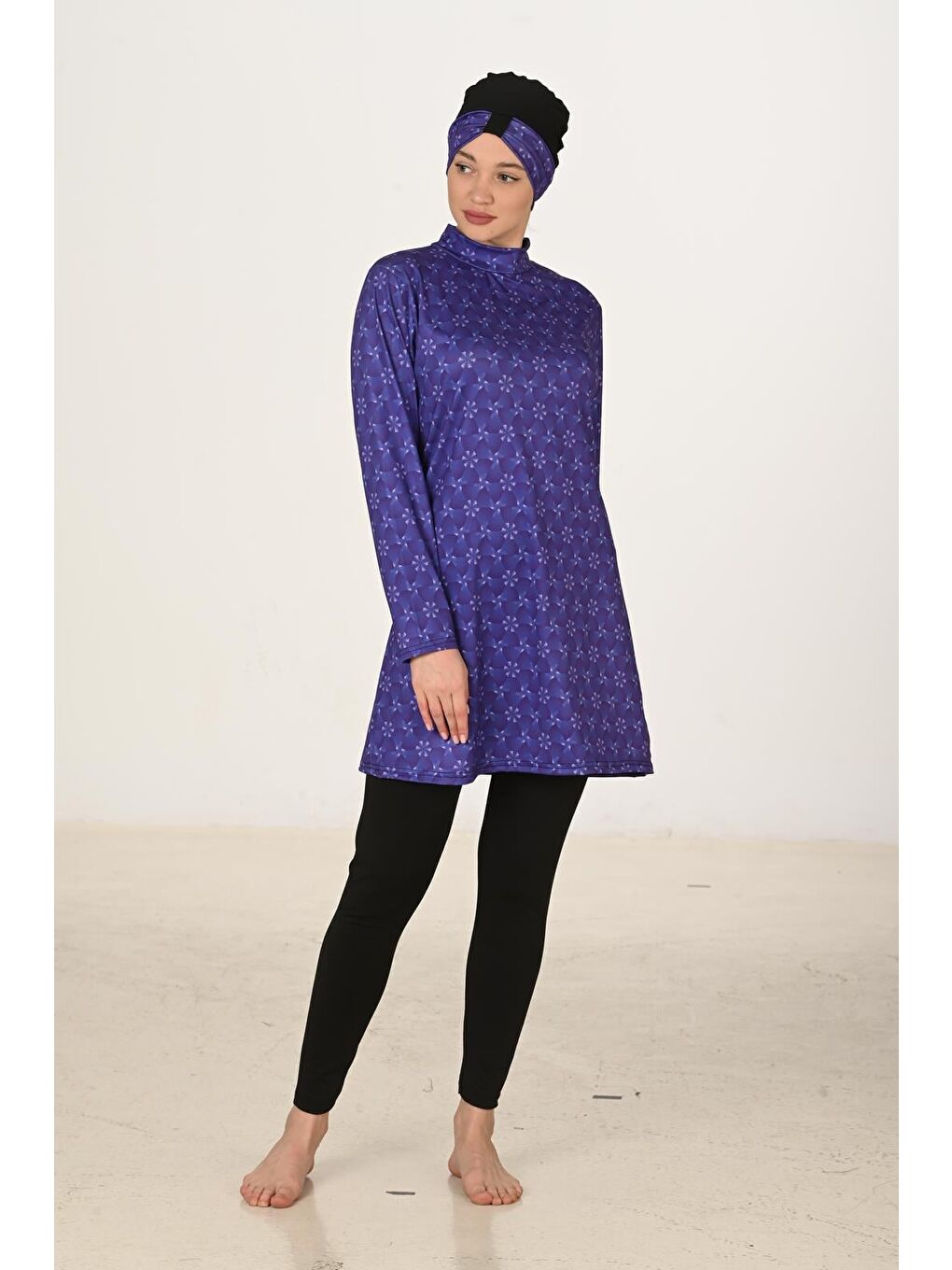 Siyah Tam Kapalı Elastanlı Tesettür Mayo 3409-2