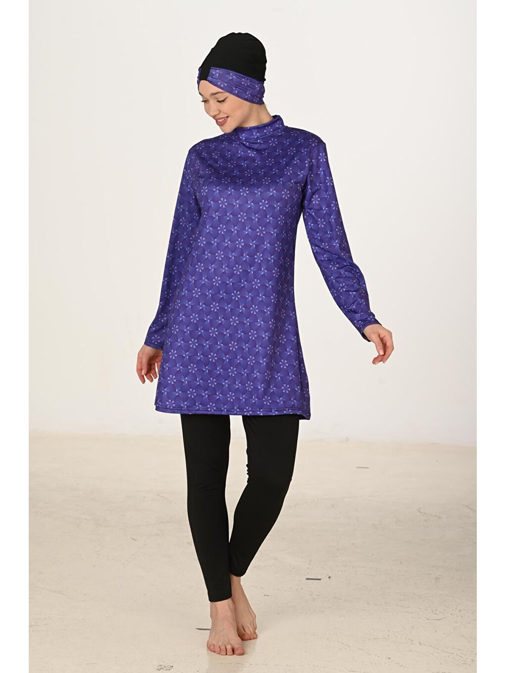 Siyah Tam Kapalı Elastanlı Tesettür Mayo 3409-5