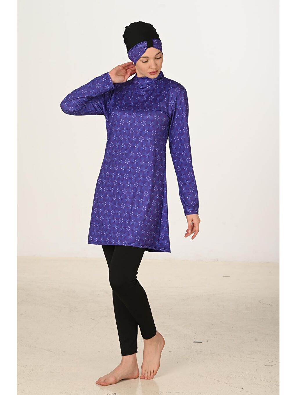 Siyah Tam Kapalı Elastanlı Tesettür Mayo 3409-7