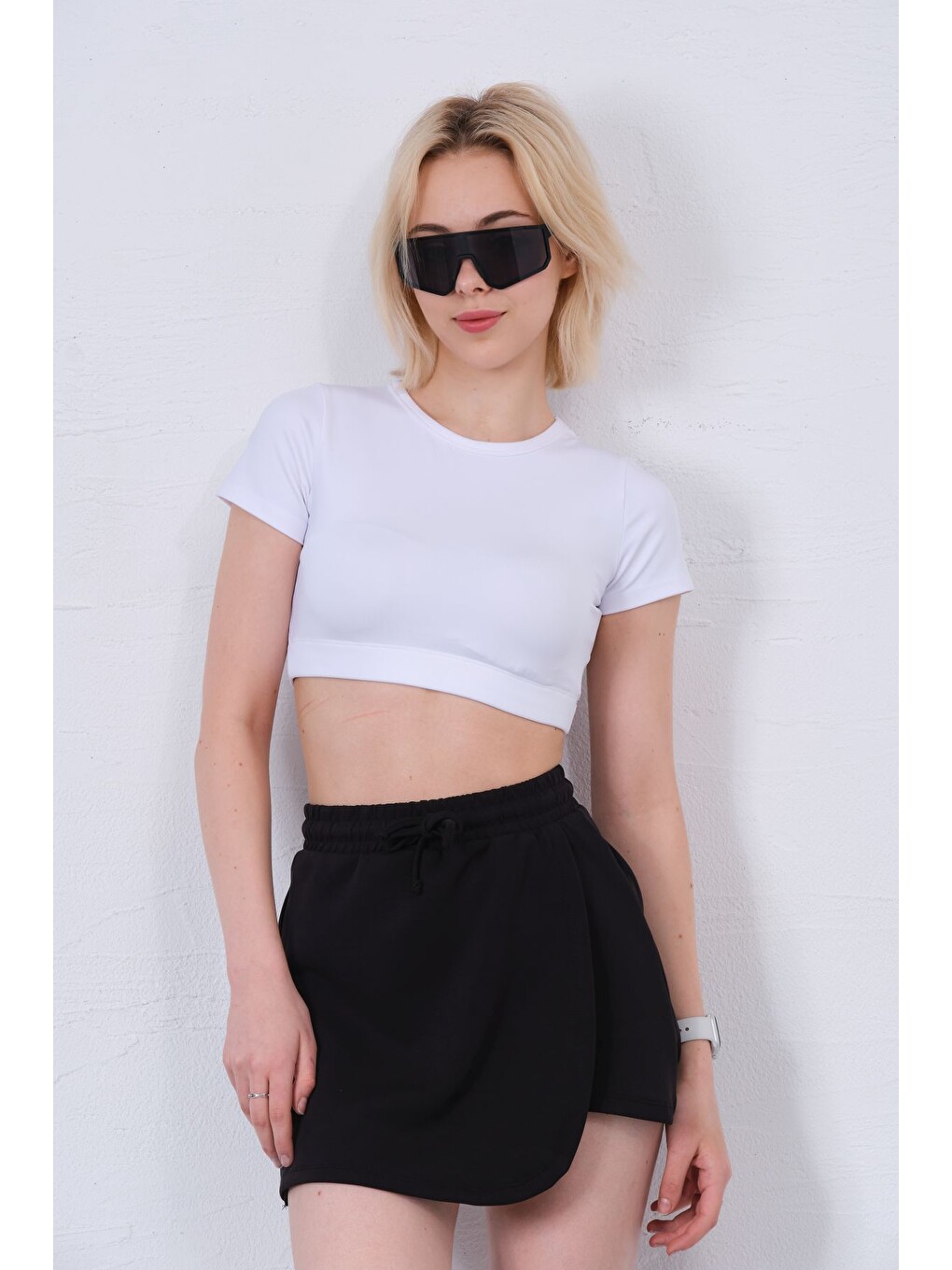 Siyah Modal Karışımlı Çift Görünümlü Şort Etek – Beli Lastikli ve Bağcıklı, Örme Kadın Skort @Treviso-2