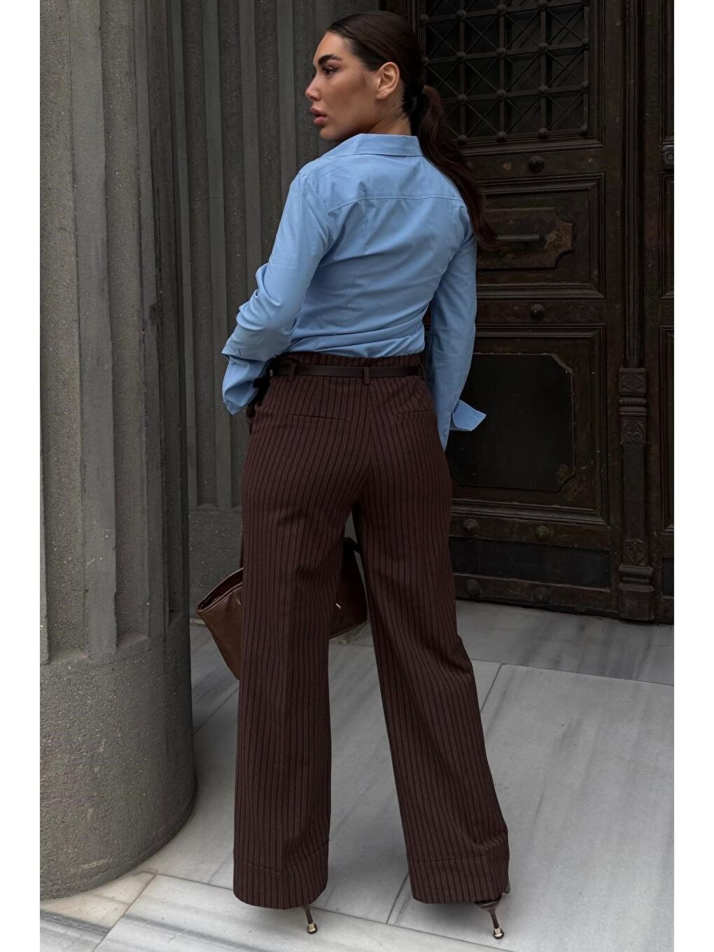 Kahverengi Çizgili Geniş Paça Normal Bel Kemerli Pantolon Mg2735-1