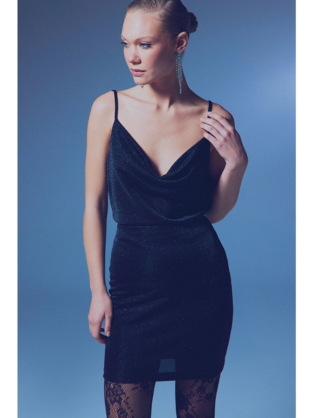 Simli Degaje Yaka Bluz - Siyah