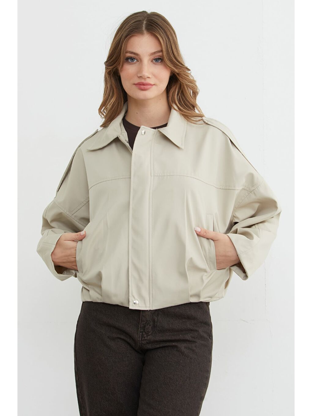 Bej Basic Omuz Detaylı Oversize Bomber Trençkot-1