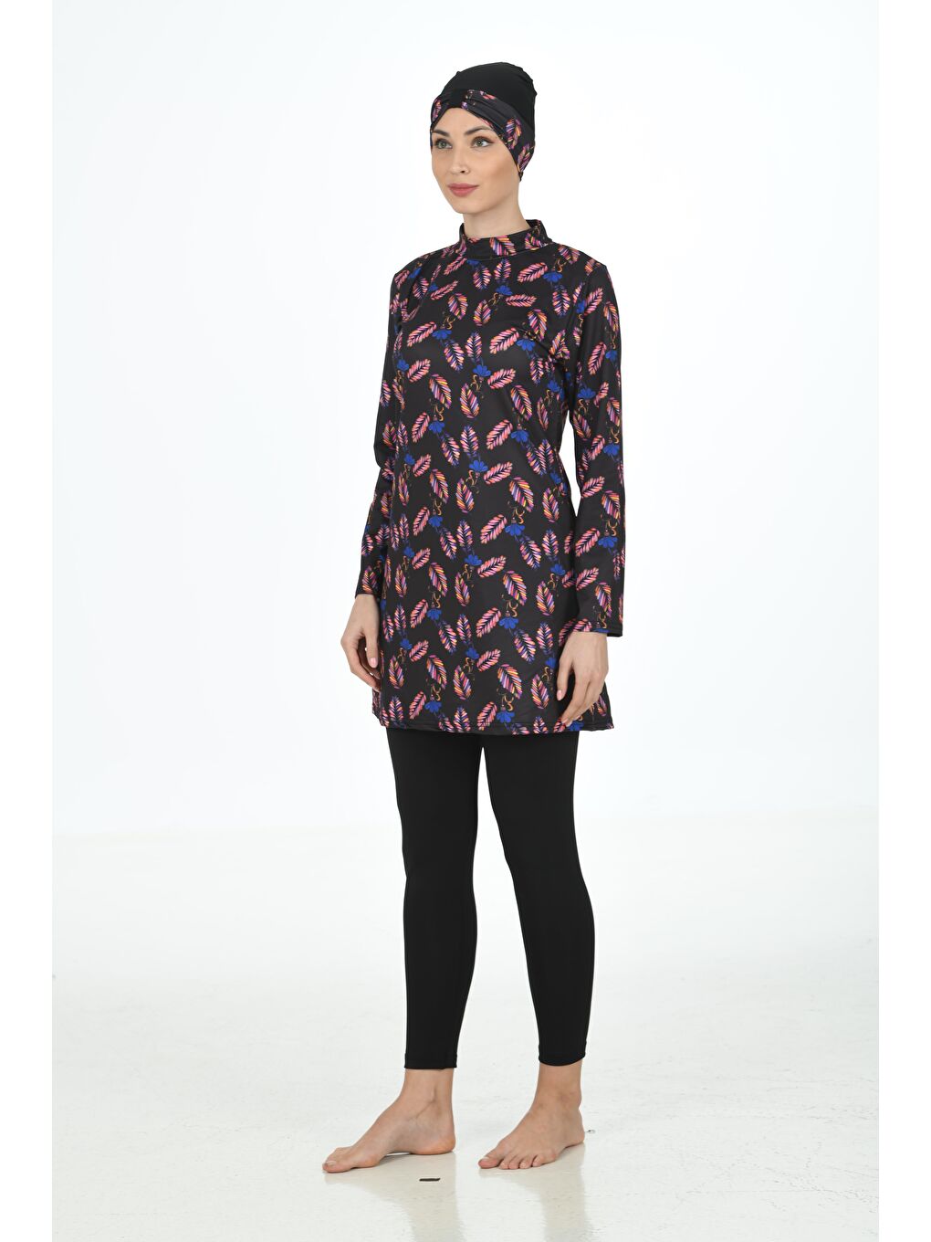 Siyah Tam Kapalı Elastanlı Tesettür Mayo 3310