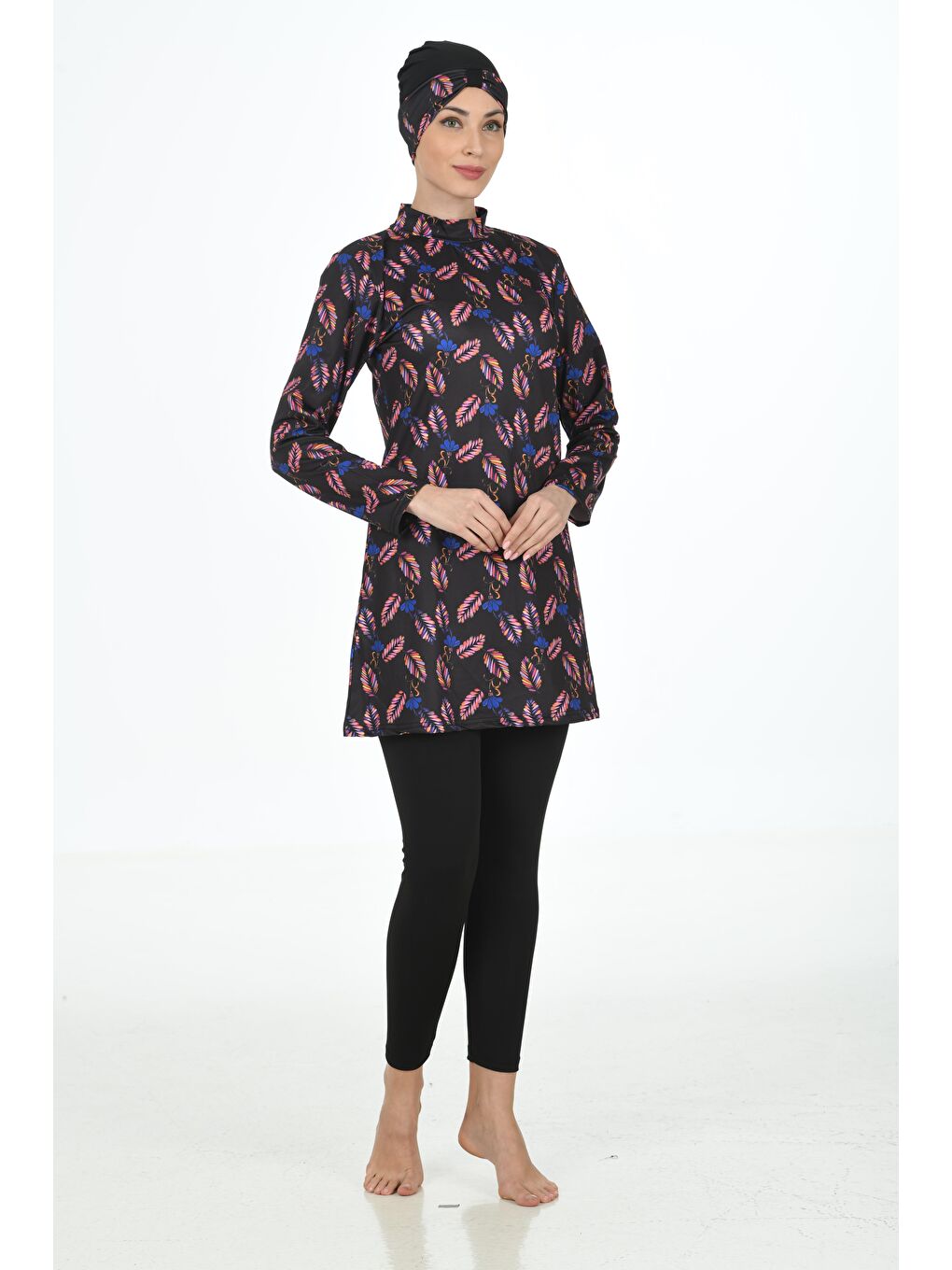 Siyah Tam Kapalı Elastanlı Tesettür Mayo 3310-4