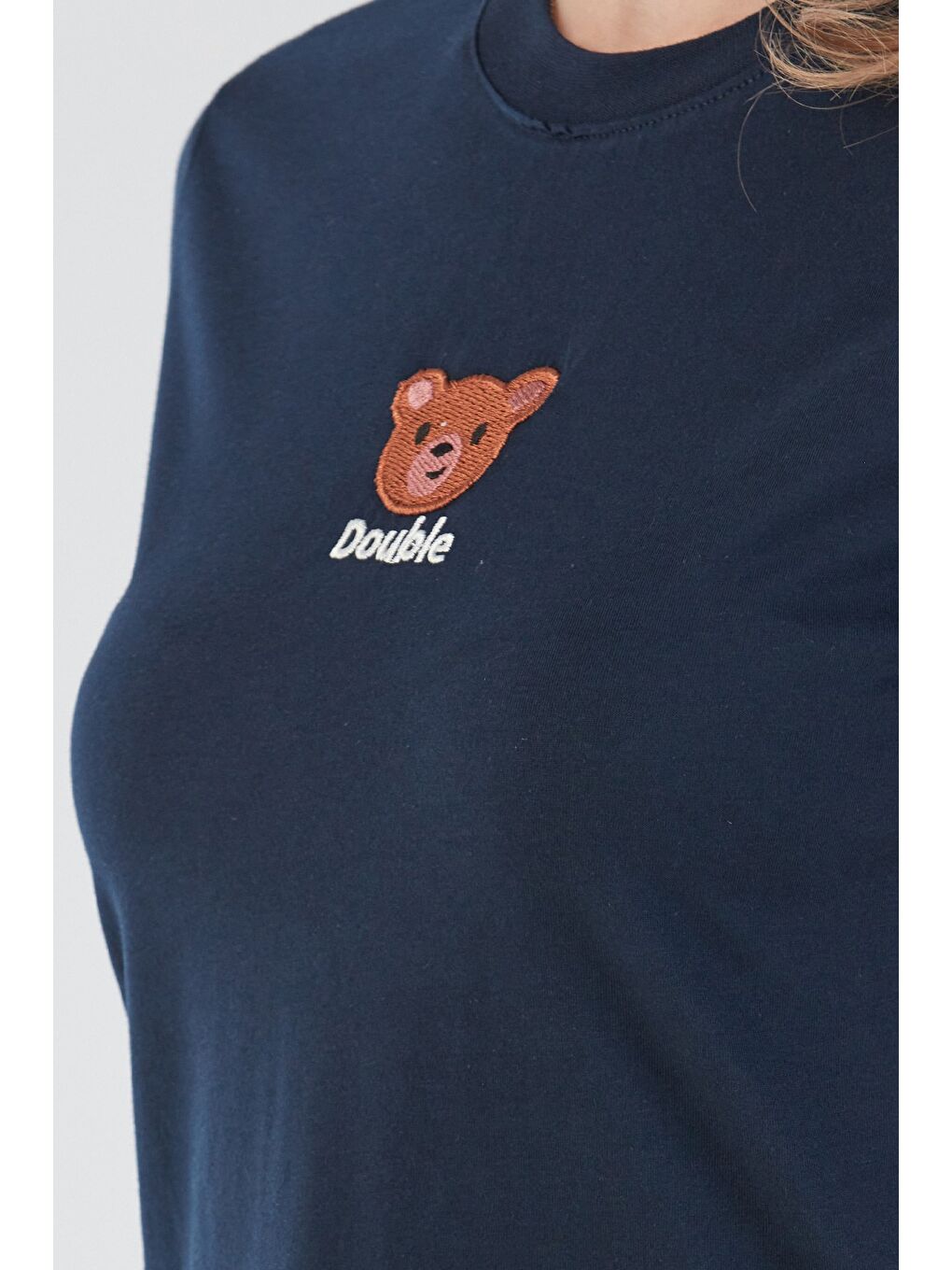 Lacivert Ayıcık Ve Yazı Nakışlı Tişört-4