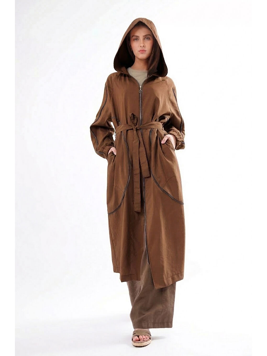 Kolu ve Önü Fermuar Detaylı Kapüşonlu Safari Kap Ceket 816 Kahverengi-1