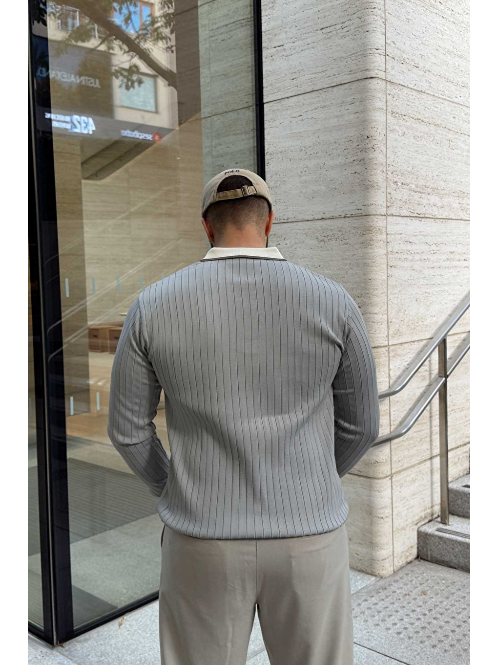 Gri Luzi Çizgi Desenli Polo Yaka Premium Erkek Triko Kazak-4