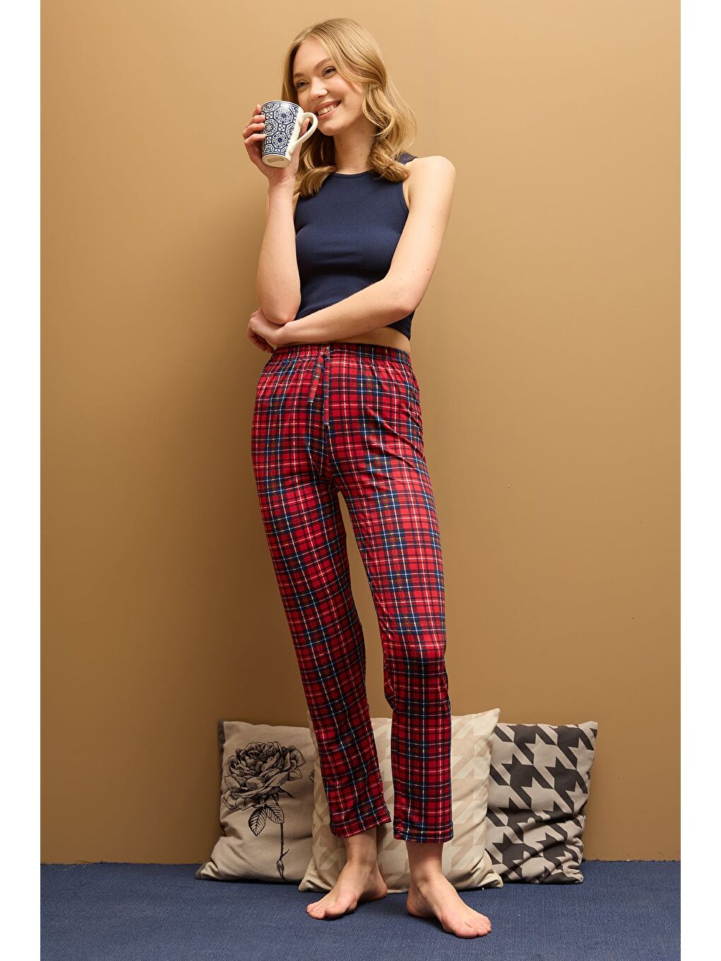 Kırmızı Ekose Desenli Beli Lastikli Pijama Altı-1