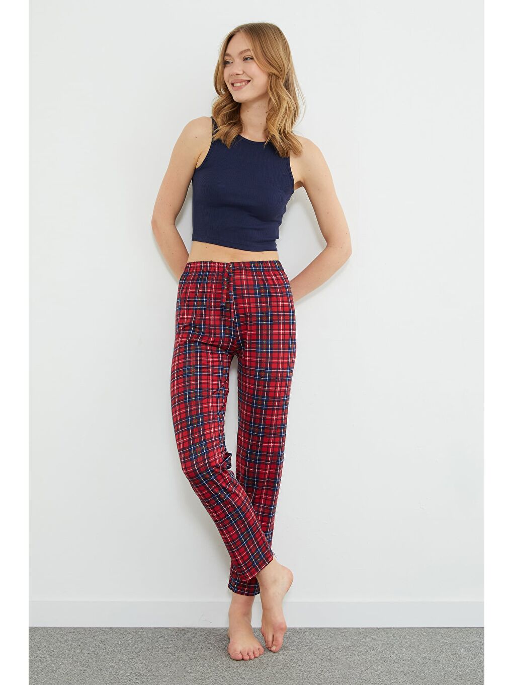 Kırmızı Ekose Desenli Beli Lastikli Pijama Altı-4