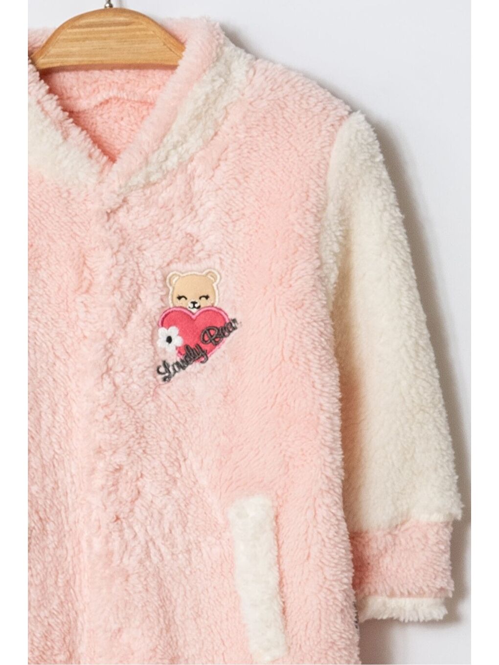 Ekru Kışlık Tatlı Welsoft Kalpli Nakışlı Kolay Giyimli Kapüşonsuz Bebek Tulum-2