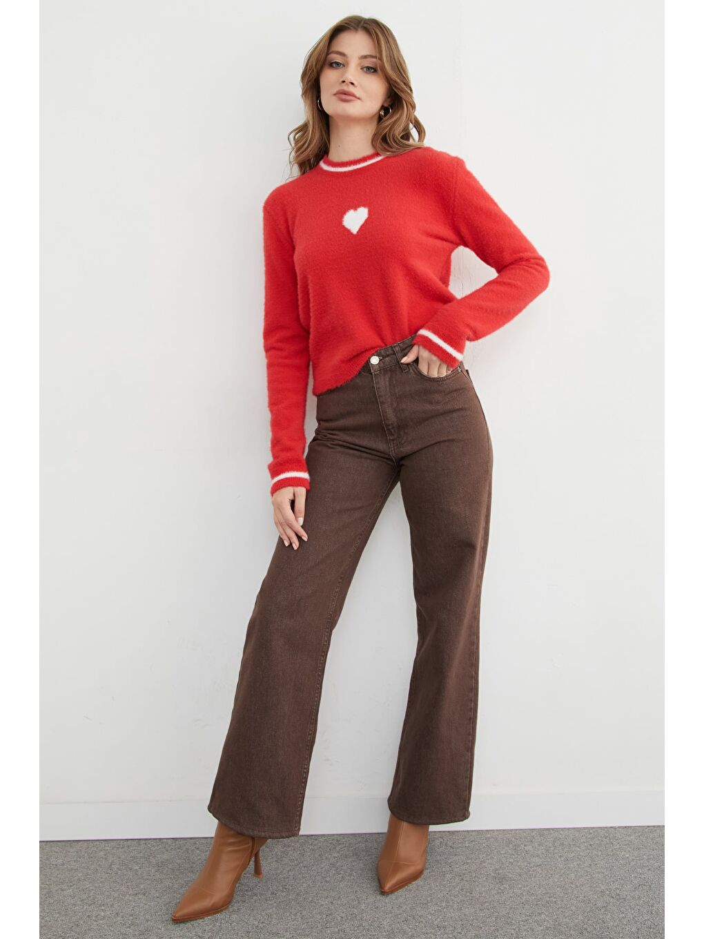 Kırmızı Kalp Desenli Bisiklet Yaka Sakallı Kazak-2