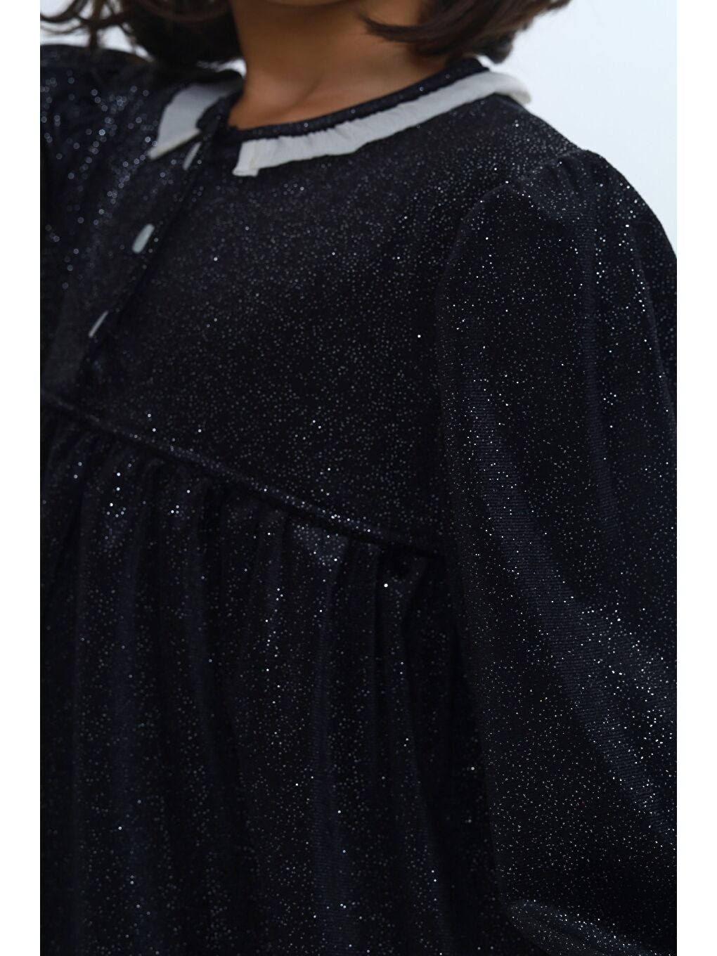 Siyah Kız Çocuk Yaka Düğmeli Fırfırlı Elbise-5