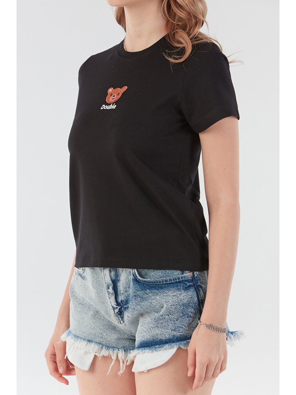 Siyah Ayıcık Ve Yazı Nakışlı Tişört-4