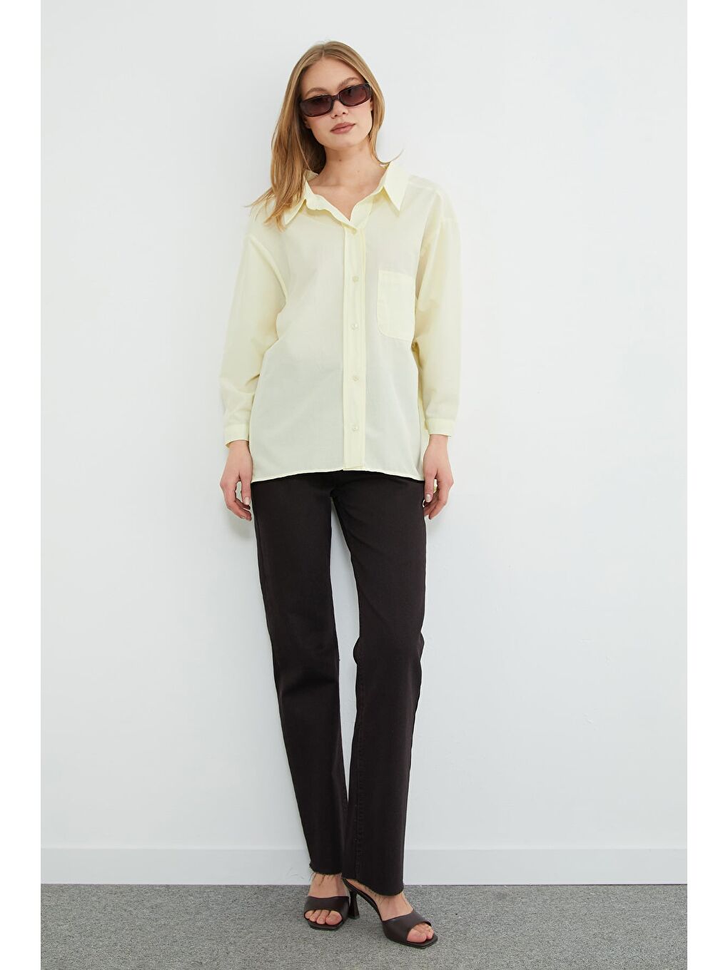 Sarı Basic Tek Cepli Oversize Gömlek-2