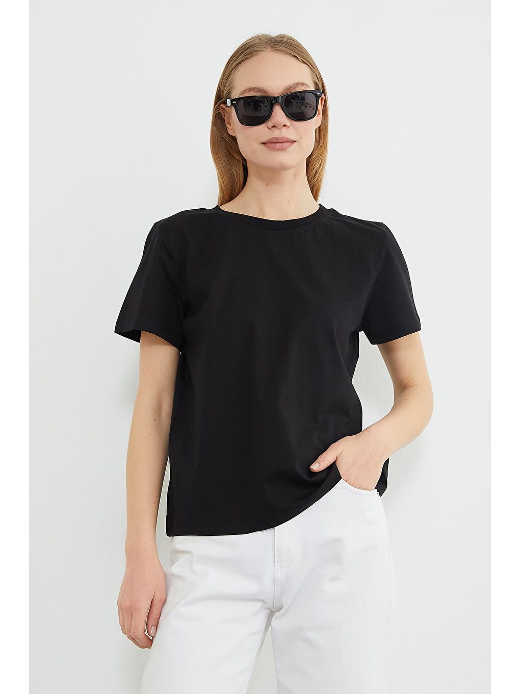 Siyah Basic Bisiklet Yaka Tişört-1