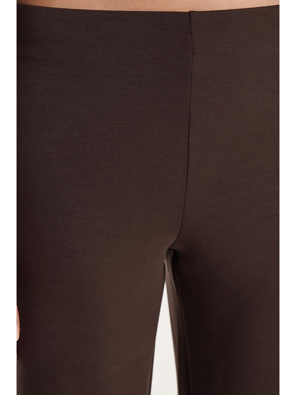Kadın Relax Fit Rahat Kesim Lastikli Geniş Paça Modal Kahverengi Pantolon-2