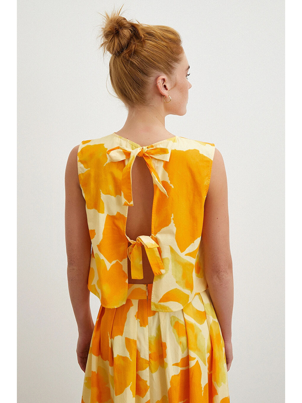 Batik Desen Sıfır Kol Bluz Sarı-5