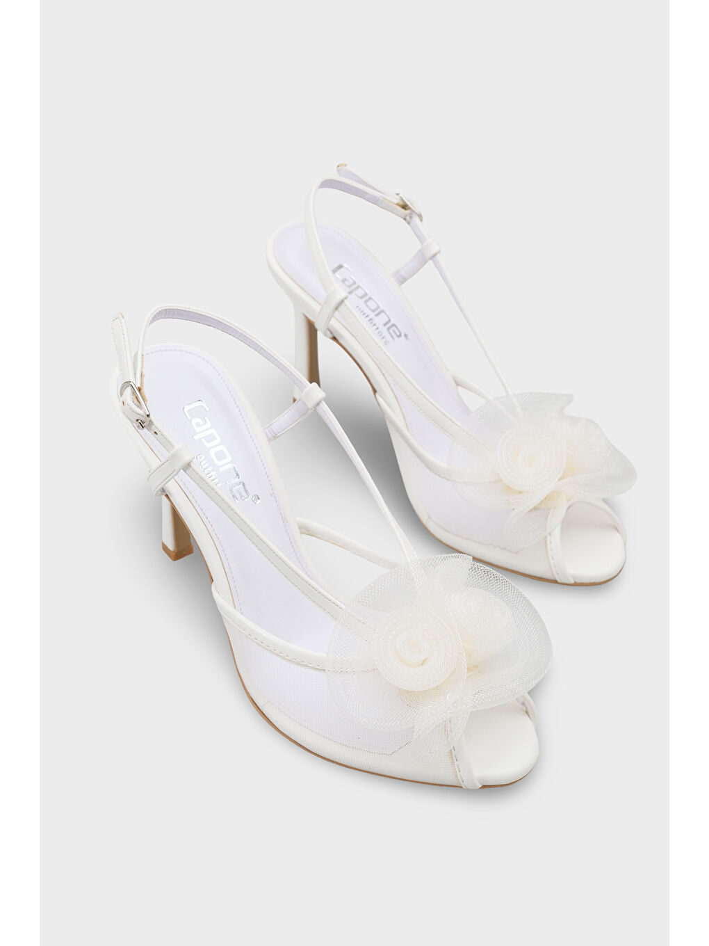 Beyaz Reina Fileli Yuvarlak Burunlu Fiyonklu Yüksek Topuklu Bantlı Kadın Ayakkabı-1