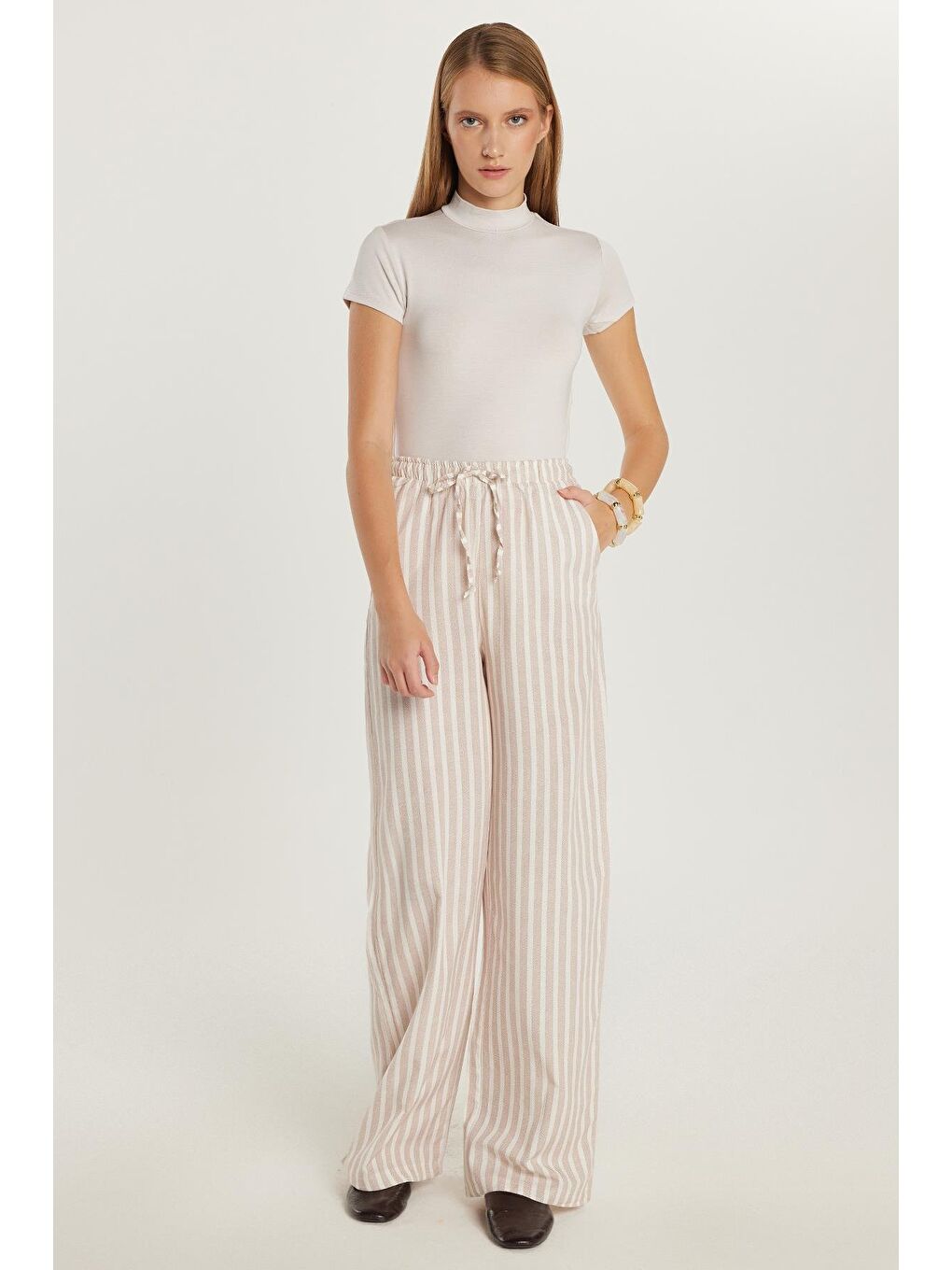 Karışık Slim Fit Dar Kesim Beli Bağcıklı Geniş Paça Pantolon-2