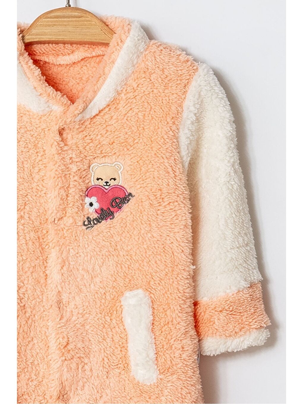 Pembe Kışlık Tatlı Welsoft Kalpli Nakışlı Kolay Giyimli Kapüşonsuz Bebek Tulum-3