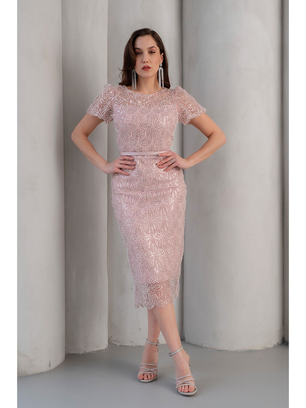 Pembe Kadın Pudra Dar Kalıp Boncuklu Midi Abiye Elbise-2