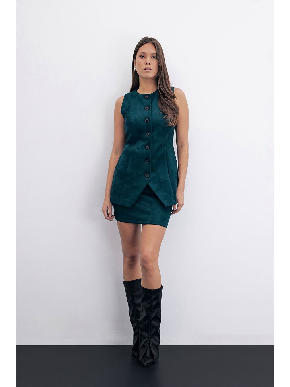 Yeşil Kısa Süet Etek - Zümrüt-2