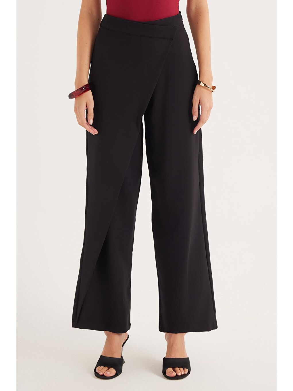 Kadın Standart Fit Geniş Paça Siyah Double Pantolon