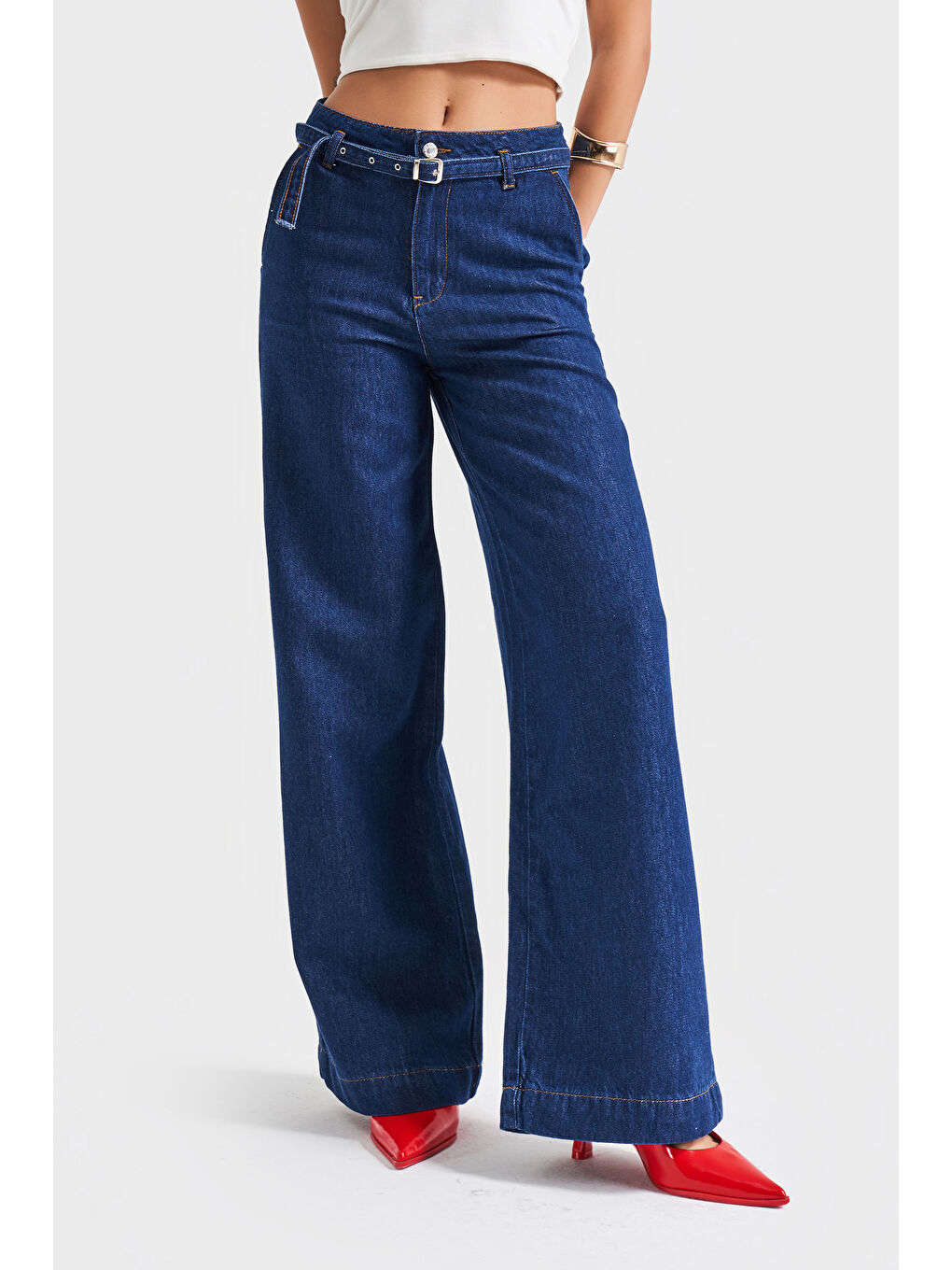 Kadın İndigo Renk 7s5-50/1 Wide Leg Fit Kemer Detaylı Viscon Kumaş %100 Pamuk Denim Jean