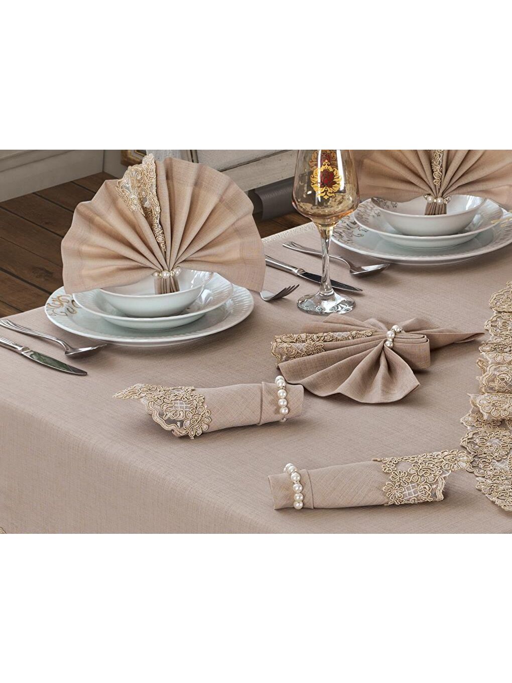 Kahverengi Lisa Masa Örtüsü Takımı 18 Parça Cappucino-2
