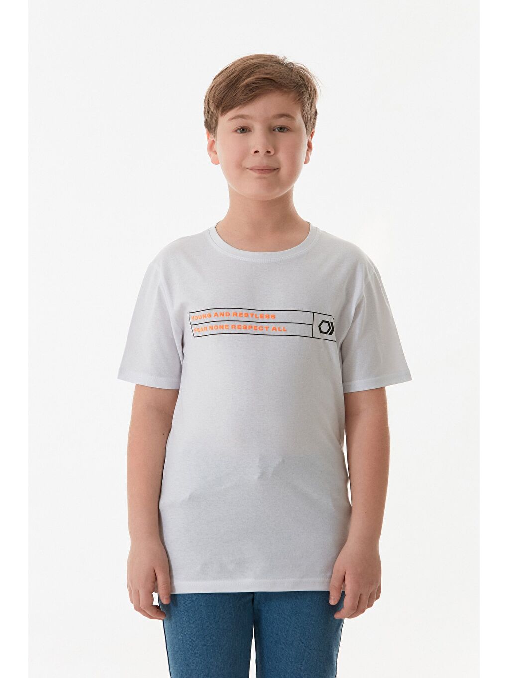 Beyaz Önü Ve Arkası Yazı Baskılı Erkek Çocuk Tişört-4