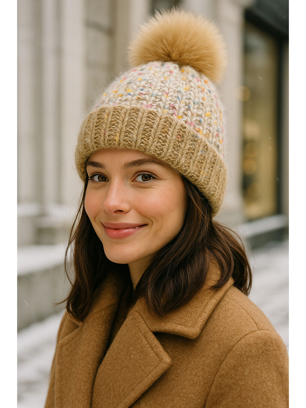 Kahverengi Kadın Camel Ponponlu Yünlü Bere BERE1142