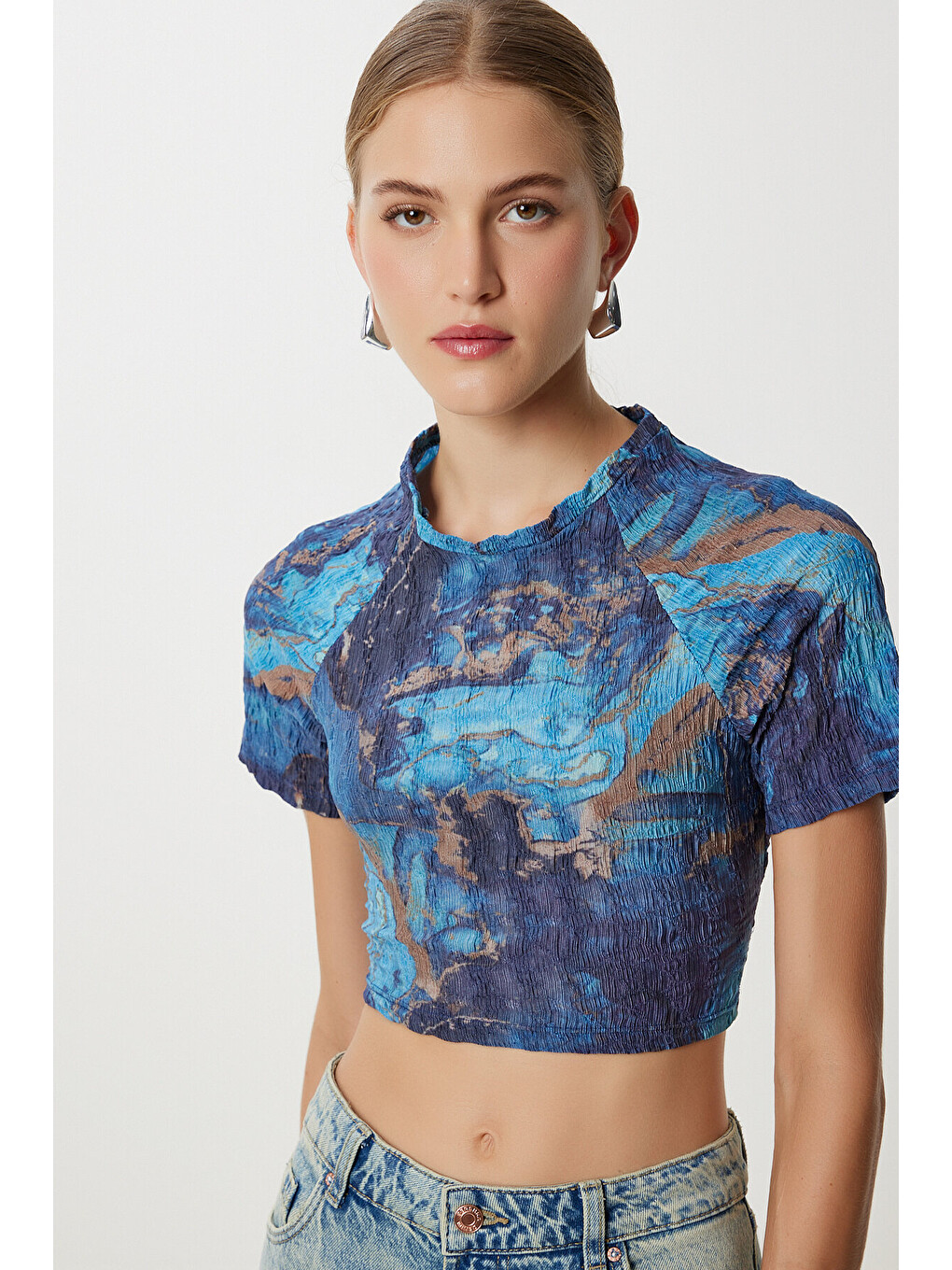 Lacivert Desenli Crop Krinkıl Bluz LACİVERT LAN0048