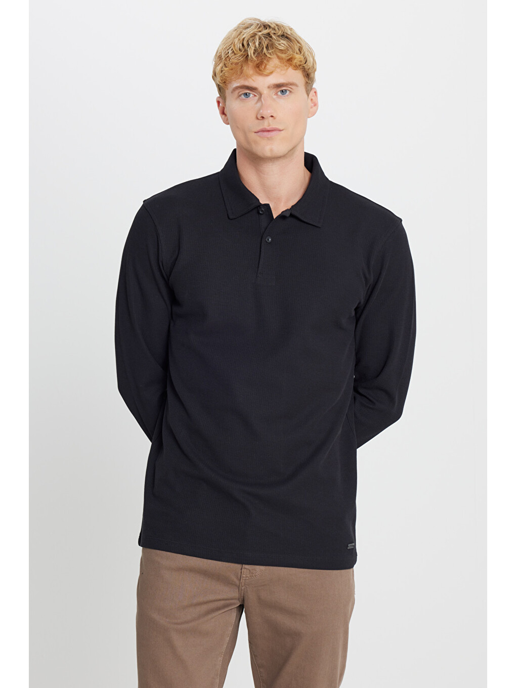 Erkek Siyah %100 Pamuk Slim Fit Dar Kesim Polo Yaka Jakarlı Tişört