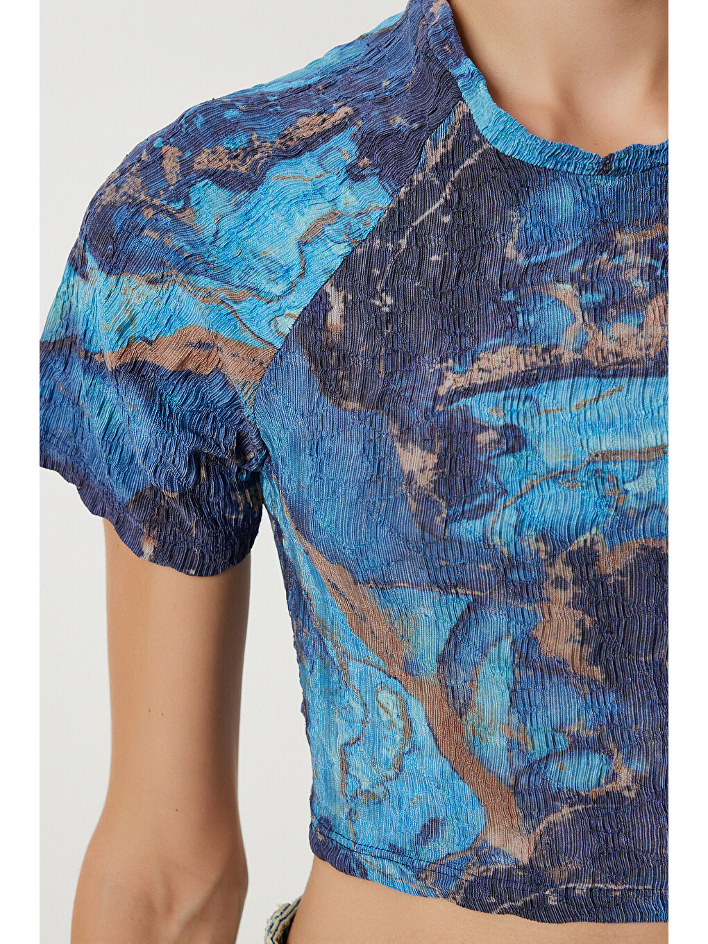 Lacivert Desenli Crop Krinkıl Bluz LACİVERT LAN0048-3
