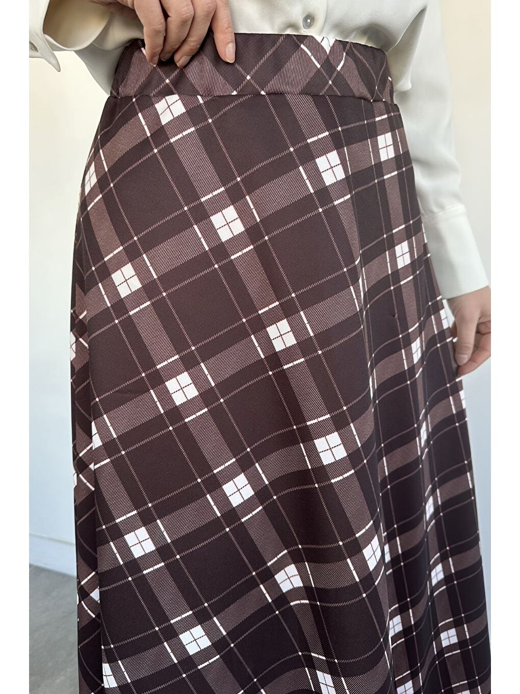 Kahverengi Kadın Ekose Desenli Tesettür Etek-7