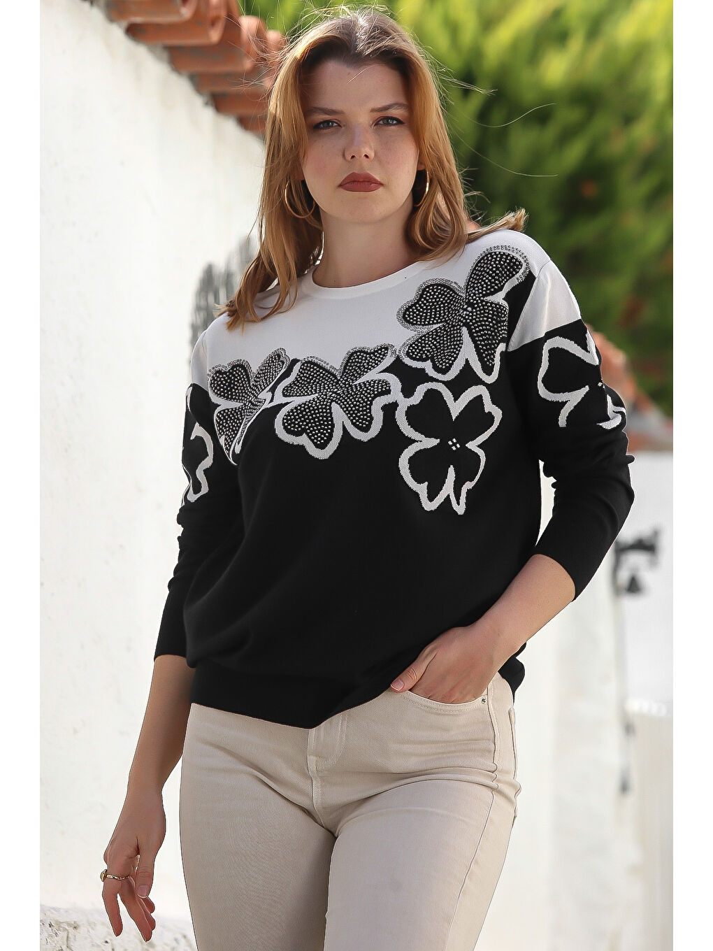 Siyah-Ekru Yuvarlak Yaka Uzun Kol Çiçekli Troklu Casual Triko Kazak 65 60