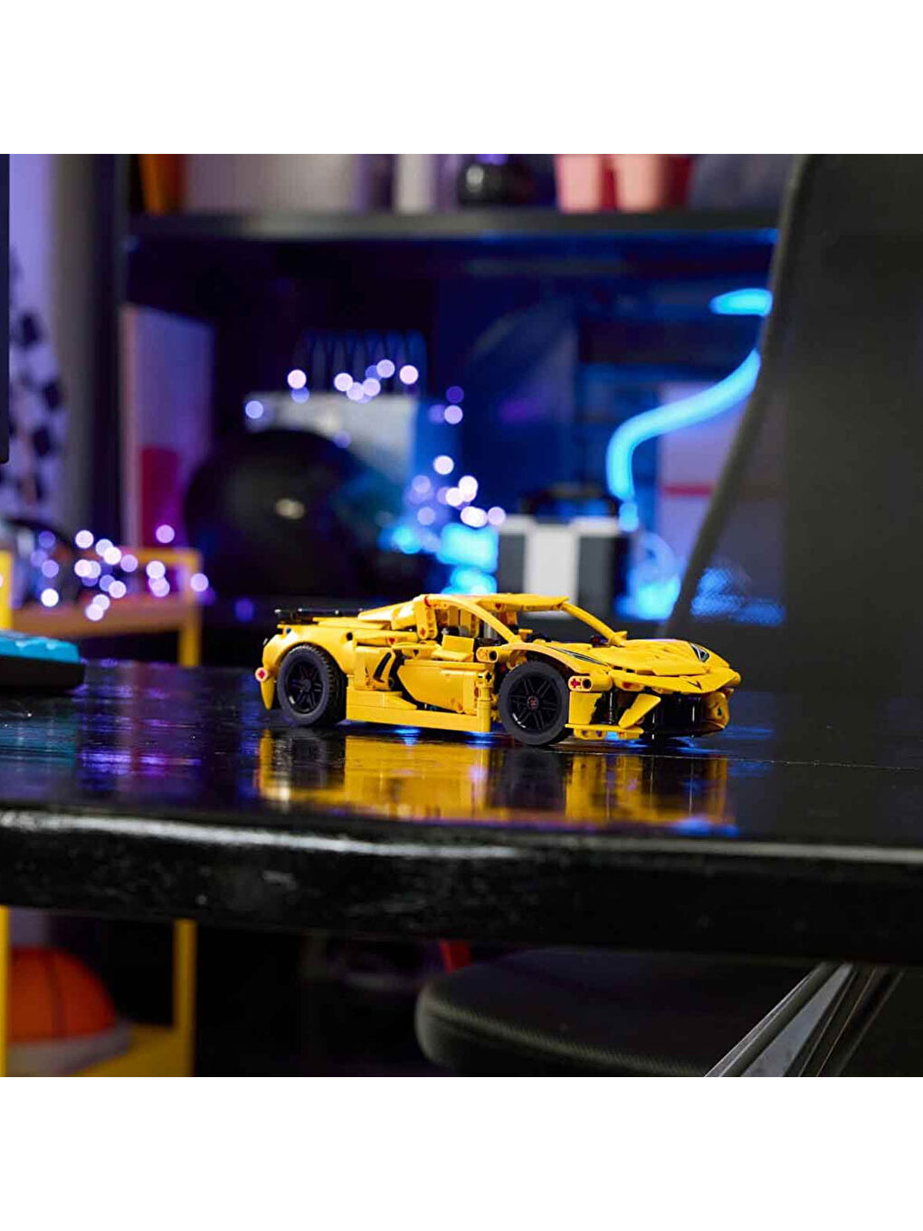 Technic Chevrolet Corvette Stingray 42205-4