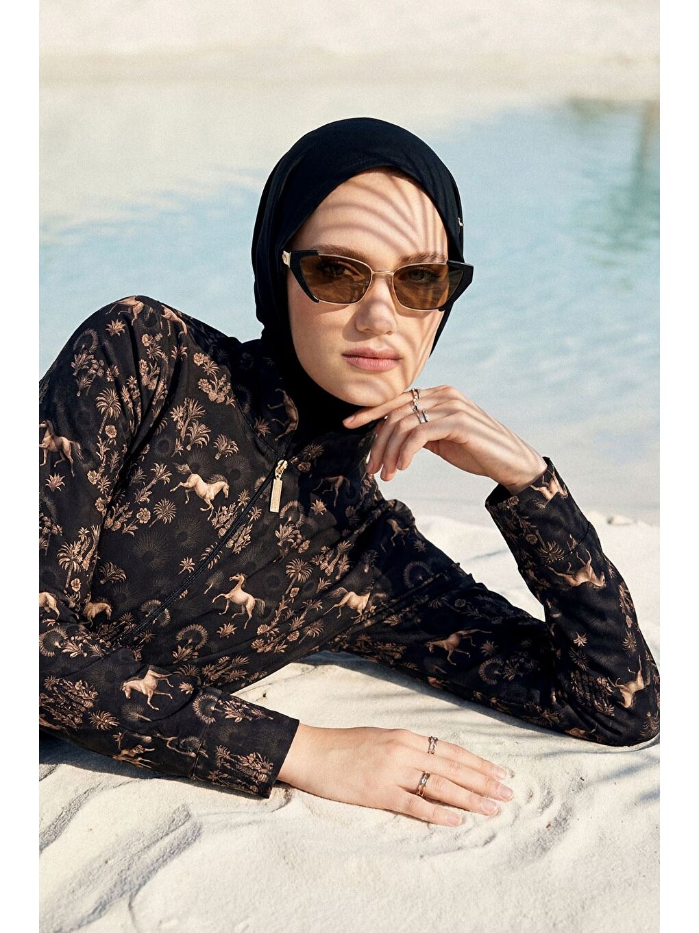 Vaha Koleksiyonu Desenli Siyah 5 Parça Tam Tesettür Mayo Takımı 6035-1