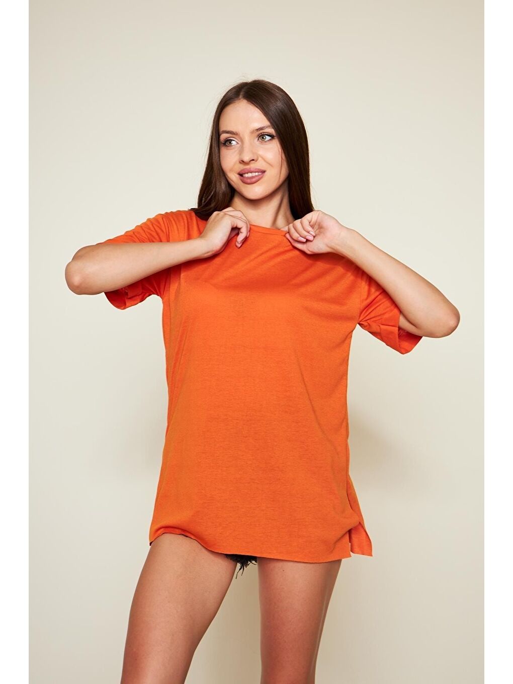 Turuncu Kadın Kol Katlı Yırtmaçlı Salaş Oversize Tshirt-4