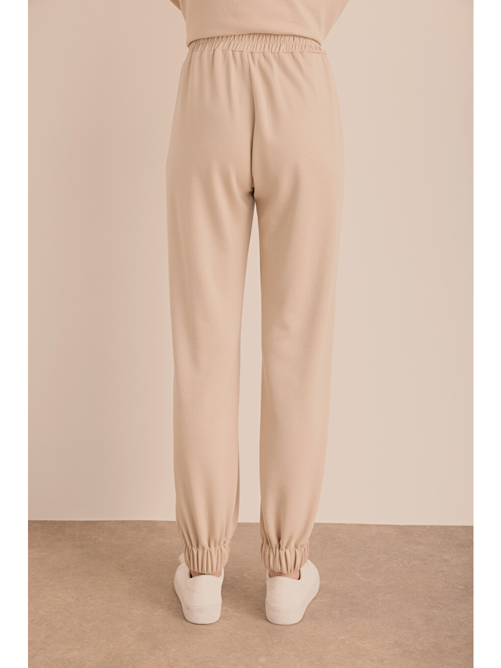 Bej Logo Detaylı Jogger Eşofman Altı-5